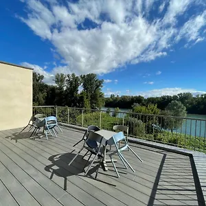 Hotel Le Preau De, Baix